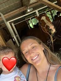 Margo Brady's Instagram, Twitter & Facebook