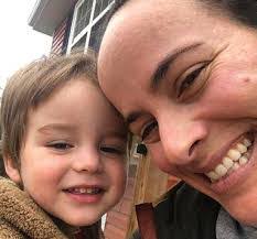 Summer Crosby's Instagram, Twitter & Facebook