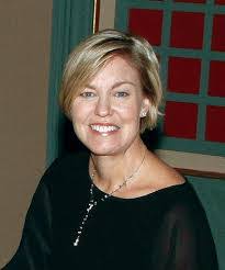 Michele Gale's Instagram, Twitter & Facebook