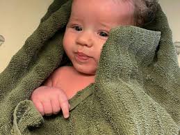 Dobbeltmorderen Helle Sara Peters afsonede i eget hjem: Stjal fra  udviklingshæmmet mand