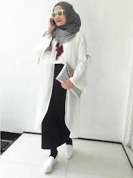 Trend model gamis batik zaskia sungkar. 30 Model Gamis Zaskia Sungkar Fashion Modern Dan Terbaru 2021