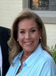 Ellie Broussard's Instagram, Twitter & Facebook