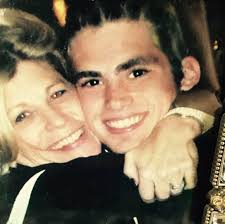 Harriet Solarski Levin (@harriet.s.levin)