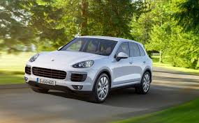 How long do porsche cayenne batteries last? Porsche Cayenne S E Hybrid Review 2015 On