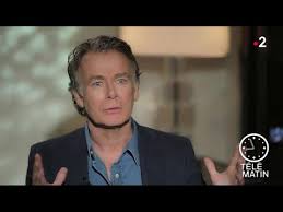 Franck dubosc, alexandra lamy, elsa zylberstein. Cinema Tout Le Monde Debout De Franck Dubosc Youtube