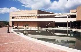 Diseñado por rogelio salmona es una institución educativa situada en guaymaral, al norte de bogotá. Arquitextos 023 10 La Biblioteca Virgilio Barco De Rogelio Salmona 1 Vitruvius