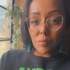 Racquel Black's Instagram, Twitter & Facebook