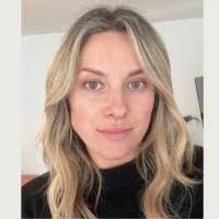 Fern Guthrie's Instagram, Twitter & Facebook