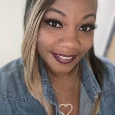 Tonight I finally got to meet Gayle. A month and a half ago I did a special  video for her at Tasty Pizza