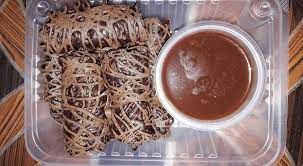 Can chef bob maintain the authenticity of this traditional dish? Lelaki Ini Terbuat Duit Dengan Roti Jala Sos Coklat Ciptaan Sendiri Siap Kongsi Resepi Lagi