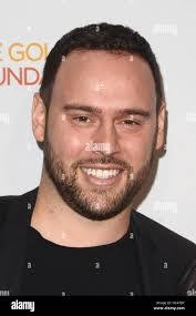 Andre Bodden's Instagram, Twitter & Facebook