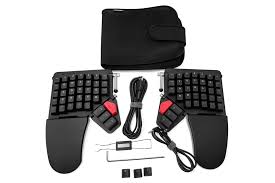 Zsa The Moonlander Mark 1 Un Clavier Ergonomique Avec De Grandes Possibilites De Personnalisation Pour Avoir Un Angle De Frappe Idea Clavier Ergonomique Clavier