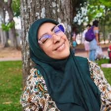 Los truenos a mucha distancia y en el mar