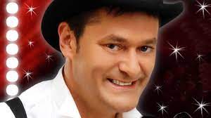 Tinelli volvió con su showmatch y el trece pudo pelearle el prime time a telefe en el debut de la temporada 31 de su ciclo tuvo picos de rating de 20 puntos. Contratar Roberto Pena 011 4740 4843 O Al 011 2055 4218 Contrataciones Christian Manzanelli Representante Artistico Contratar Artistas
