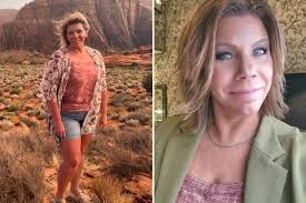 Sister Wives' Meri Brown flaunts incredible weight loss in low-cut top for  glam selfie