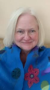 Diana Scully's Instagram, Twitter & Facebook