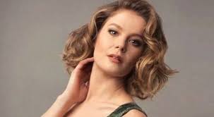 Kuzgun izleyicisi sevilen oyuncular barış arduç ile burcu biricik'in özel hayatlarını mercek altına aldı. Baris Arduc Ve Burcu Biricik Kuzgun Ile Ekranlara Donuyor Son Dakika