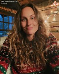 Vera Crews's Instagram, Twitter & Facebook