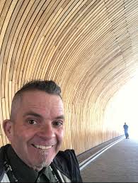 Ever get the feeling you're being watched? 😂