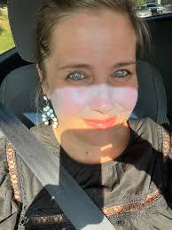 Can someone remove the seatbelt and shadows from my selfie?