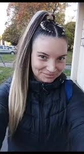 Anna Bellini's Instagram, Twitter & Facebook