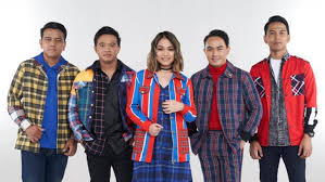 Peluncuran album ini didukung oleh konser bertajuk konser tanpa nama yang digelar oleh uki, lukman, reza dan david pada 29 mei 2012. Kunci Hati Lagu Baru Geisha Yang Jadi Ost Single 2