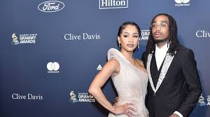 Saweetie asks quavo 44 questions. Hat Rapperin Saweetie Sich Von Ihrem Freund Quavo Getrennt Promiflash De