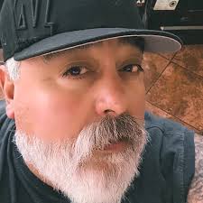 Jeremy robison (@zabbyx94) er Í BEINNI