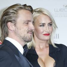We did not find results for: Sarah Connor Florian Fischer Traurige Neuigkeiten Nach 9 Jahren Intouch