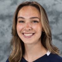 Lauren Aichinger's Instagram, Twitter & Facebook