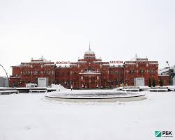 Рустам минниханов на ретроавтомобиле и иосиф сталин в строю. V Kazan K Koncu Nedeli Vernutsya Silnye Morozy Tatarstan Rbk