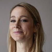 Lorrie Roach's Instagram, Twitter & Facebook