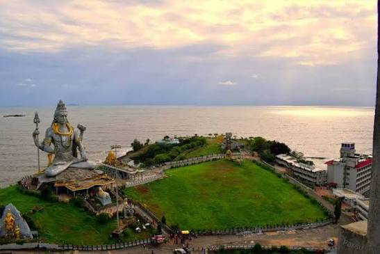 Murudeshwar is a town in Bhatkal Taluk of Uttara Kannada district in the  state of Karnataka, India. Murudeshwar is another name of the Hindu god  Shiva. Famous for the world's second-tallest Shiva