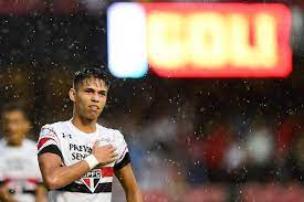 Es werden alle transfers des spielers in seiner aktiven karriere angezeigt. Luiz Araujo Facebook