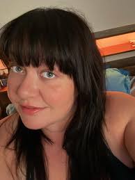 In our element at Dollywood during the show “Heart of The Holidays!” Fun  fact, Barry, Shelley and I wrote the theme song for this show!! 🎄🎄 📸: by  our good friend Holly Apley ❤️