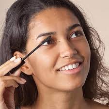 Natural Black Mascara for Sensitive Eyes