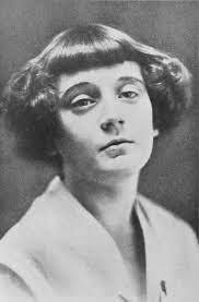 Kenneth Casey's Instagram, Twitter & Facebook