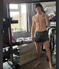 Dongs - No.493391 - Anything on Elliot Brady? He had an of called justmaxof  but - male general