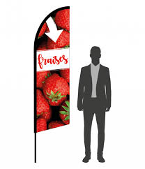 L'enquête de la frc montre que la fraise est très mise en avant dans la grande de plus, très souvent, le nom du producteur figure également sur l'étiquette. Drapeau Oriflamme Vente De Fraises Signaletique Producteur