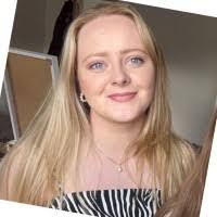 Jessica Comer's Instagram, Twitter & Facebook