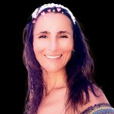 Fay Kirby's Instagram, Twitter & Facebook