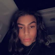 Cassidy Bush (@SassyCASS_1)