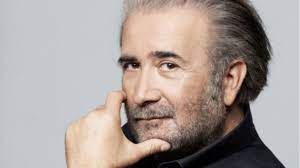 Είναι απόφοιτος της ελληνογαλλικής σχολής st. Lakhs Lazopoylos Menw Se 40 T M Spiti To Rhma Den Einai Exw To Rhma Einai Menw