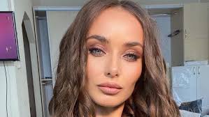 Случилось это внезапно и навсегда. Kseniya Mishina Ogolilas Dlya Foto V Korostyshevskom Karere Afisha Bigmir Net