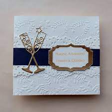 Encontre más imágenes de alta resolución en la colección de istock, que tiene un banco de ilustraciones e vectores de aniversario disponible para descargar fácilmente. Invitacion Para Aniversario De Bodas De Oro Brindis Ondine Collection