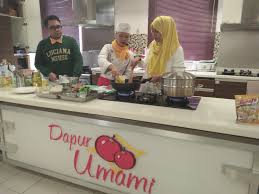 Resep sederhana dan enak udang goreng asam manis dapur umami, halaman idresep ini menampilkan 663 resep yang terkait dengan resep sederhana dan enak udang goreng asam manis dapur umami yang bisa ditemukan dibawah ini. Cerita Lubena Bicara Tentang Nutrisi Di Dapur Umami Masako