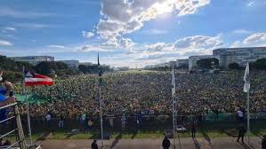 Após divulgação de vídeo, apoiadores de bolsonaro fazem manifestação em brasília. Manifestantes Vao As Ruas Por Voto Impresso E Contra Lockdowns