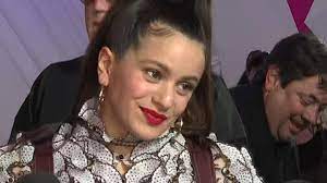 Download / descargar mp3 : Rosalia Says Bad Bunny Is A Good Friend After Romance Rumors Exclusive Entertainment Tonight