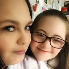 Nikki Joyce (@nikkijoyce)