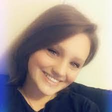 Iris Buckner's Instagram, Twitter & Facebook